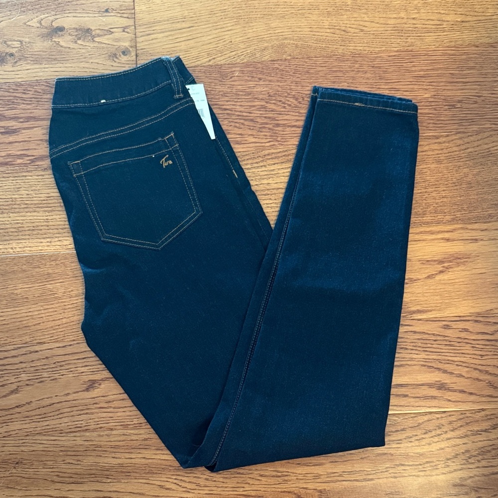 NWT Two by Vince Camuto five pocket stretch skinny jeans dark blue rinse